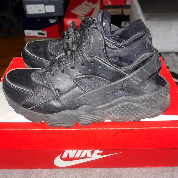 Nike air Huaraches Black - Picture 1 of 4